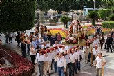 El obispo y los trabajadores de la Iglesia diocesana reciben a la Virgen de la Fuensanta en el Palacio Episcopal