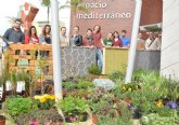 Estudiantes de la UPCT crean un jardín vertical en Espacio Mediterráneo