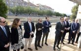 Peatones y ciclistas conquistan los 20.000m2 del paseo fluvial que vertebrar Murcia Ro