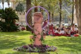 Parques y Jardnes conmemora el Da de la Mujer con el logotipo feminista en tres dimensiones