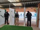 Miembros del Cuerpo de la Policía Local de Totana realizan prácticas de tiro de acuerdo a la normativa vigente