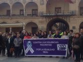 La Directora General de la Mujer de la Comunidad Autnoma se suma a la concentracin mensual contra la violencia de gnero