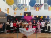 Usuarios y monitores del centro de d�a de personas con discapacidad intelectual realizaron una fiesta de primavera en el centro