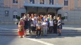 Los Hogares de Pensionista de San Pedro y Lo Pagán visitan el Teatro Romea