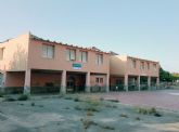 Cs vuelve a reclamar la puesta en valor del edificio Escuelas Nuevas de El Palmar y exige a Patrimonio que frene su deterioro