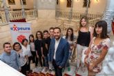 Diez jóvenes cartageneros preparan sus maletas para trabajar en hoteles de Reino Unido con el Programa Expeura
