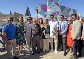 Un mural de 400 metros cuadrados homenajea a Carlos Alcaraz en El Palmar