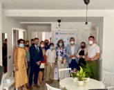 Apandis inicia el proyecto 'Piso Tutelado con Estancias Permanentes' para personas con discapacidad intelectual y del desarrollo en la vivienda municipal cedida por el Ayuntamiento