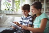 Informe Convivir en tiempos de pantallas de Aldeas Infantiles SOS