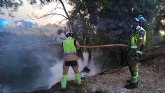 Incendio de pinos y matorral en Churra, Murcia