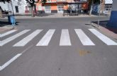 V�a P�blica contin�a con las obras de mejora de la señalizaci�n horizontal del municipio