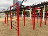 Los pasos de miles de ciudadanos transforman la zona de Las Atalayas en un espacio verde y deportivo
