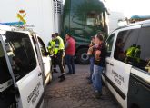 La Guardia Civil intercepta a una veintena de conductores profesionales bajo los efectos de drogas
