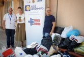 Empleados de SABIC recogen 100 kilos de ropa para la campaña solidaria de Jess Abandonado