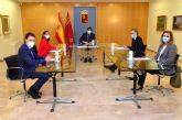 La Presidenta del Colegio de Farmacéuticos de Murcia se reúne con el Presidente del Ejecutivo