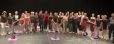 La consejera Miriam Guardiola asiste a la clase magistral del bailarn principal de la Compaña Nacional de Bailado Portugal