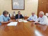 Urrea ha mantenido una reuni�n de trabajo con el Alcalde Ped�neo de Beniaj�n