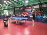 La 10a edicin del programa de acercamiento al deporte de lite comienza con  una jornada de Tenis de Mesa
