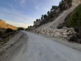 El Ayuntamiento de Lorca finaliza los trabajos de limpieza y estabilizacin de la carretera de acceso a la ermita del Padrico tras el desprendimiento de varias rocas