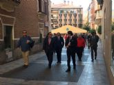 Tcnicos municipales revisan las distintas calles del casco histrico por la procesin extraordinaria del III Congreso Internacional de Cofradas y Hermandades