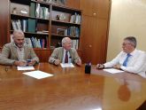 El presidente de la CHS, Mario Urrea, se rene con el de la Junta de Hacendados de Murcia, Diego Frutos