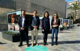 La Orquesta Sinfónica de la Región celebra 20 años de 'Conciertos en Familia' con una exposición en la Avenida de la Libertad de Murcia