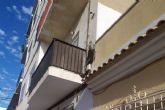 Bomberos de Cartagena retiran cinco enjambres de abejas de fachadas y lugares pblicos en lo que va de abril