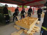 Casi un centenar de Bomberos de Murcia participan en un curso de movimiento de cargas pesadas