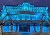 La Asamblea Regional se iluminar� de azul con motivo del 91� aniversario mundial de Alcoh�licos An�nimos