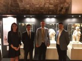 Cultura cede al Museo del Vino de Bullas las estatuas romanas de la Villa de Los Cantos para su exposición al público