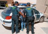 La Guardia Civil detiene a un fugitivo de la justicia que estaba en paradero desconocido después de amenazar a su excompañera sentimental