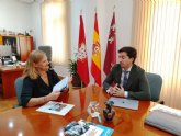 Doctor Honoris Causa para el vecino de Alcantarilla Jos� Daniel Mart�nez, que presenta adem�s un nuevo proyecto editorial