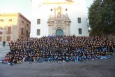 Cerca de 800 deportistas de la UCAM participan en la tradicional ofrenda floral a la Virgen de la Fuensanta