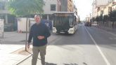 El autobs urbano que debera estar prestando servicio a vecinos de pedanas arrastra un año de retraso, mientras que Murcia y Cartagena ya lo tienen
