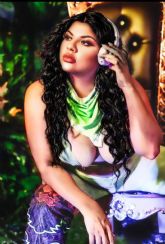 Cuidadito, lo ms sensual de la diva pop Christi Lux