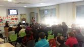 Usuarios del Centro de Da para Personas con Enfermedad Mental participan en una charla informativa sobre violencia de gnero y educacin en igualdad