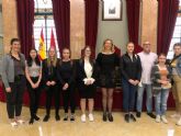 El Ayuntamiento recibe a las alumnas noruegas del Instituto Hispnico en su Saln de Actos