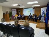 La consejera Conchita Ruiz inaugura la mesa redonda sobe Igualdad de COEC y AMEP