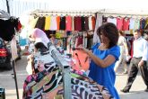 El Mercado de los jueves se convierte en un atractivo tur�stico con cada vez m�s visitantes del litoral murciano y almeriense