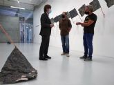 La instalación escultórica ‘Estado’ del artista Cristóbal Hernández abre la programación del Párraga con su investigación sobre el contacto