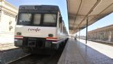 El curso universitario empieza con un tercio de los trenes de cercanas prometidos por la Comunidad