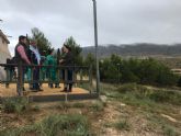 9 trabajadores mejoran las zonas verdes del mirador del depsito de La Paca gracias al Programa de Fomento del Empleo Agrario puesto en marcha por el Ayuntamiento