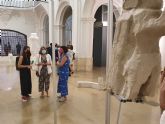 Ludovica Carbotta presenta en la Sala Verónicas una muestra que se adentra en las diferentes fases de la escultura