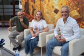 Juan Cayuela y Tom�s Guill�n acercan sus obras al p�blico en el Otono literario