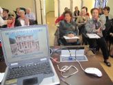 El taller, De las Letras a la Imagen, reunió a más de treinta mayores en La Milagrosa