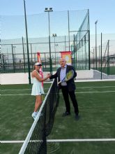 Charo Esquiva, una de las grandes promesas del tenis español, continuará su proyección internacional 3 años más de la mano de TM Grupo Inmobiliario