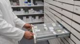 La falta de medicamentos persiste en las farmacias murcianas en �poca estival
