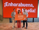 ING premia la fidelidad con 30.000 euros a Noelia L�pez, la clienta murciana que gan� el sorteo 