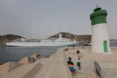 El crucero premium 'Wind Surf' recala en el Puerto de Cartagena