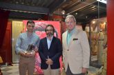 El consejero de Presidencia entrega al torero Paco Ureña el Premio al Mejor Toreo de Capote de la Feria de Murcia 2016